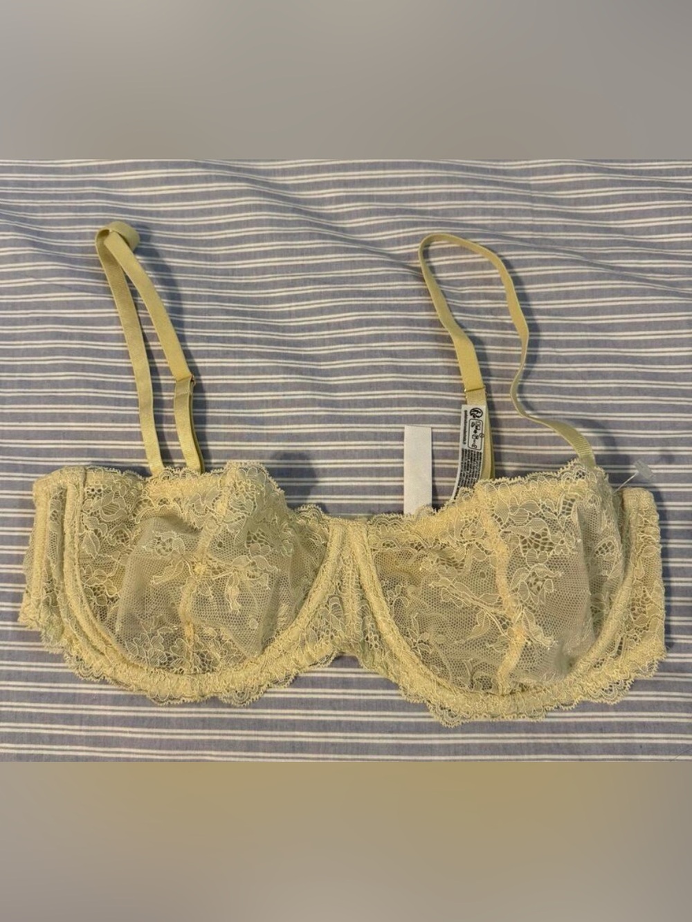 Urban Outfitters Out from Under Balconette Lace Underwire Bralette